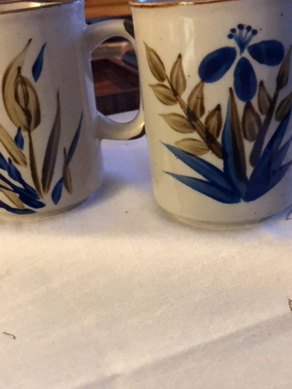 Vintage set of 4 Mugs handmade &amp;Hand painted - Picture 5 of 9